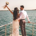 Comment choisir le bouquet de mariage ? 🤩1 Choisissez la robe de mariée avant votre bouquet• ✨Lorsque vous rencontrez votre fleuriste, assurez-vous d'apporter une photo de votre robe de mariée pour vous aider à choisir un bouquet de mariée approprié pour l'accompagner.2• Tenez compte de la forme et de la taille de votre bouquet de mariée 🤍N'oubliez pas que votre bouquet de mariée doit être plus petit que votre taille, ce qui permet de conserver votre forme naturelle.3•Attention à la combinaison de couleurs de votre robe de mariée et de votre bouquet💫Les robes de mariée colorées sont à la mode et il est très important que cela n'entre pas en conflit avec le bouquet que vous avez choisi. Les robes blanches peuvent être difficiles à assortir avec des fleurs de la même couleur4• Choisissez des fleurs de mariée de saison ❤️Certaines fleurs ne seront pas disponibles toute l'année. Choisissez les fleurs qui seront disponibles pendant la saison de votre mariage, ce qui vous aidera à économiser beaucoup d'argent#wedding #mariage #dress #robedemariee #weddingdress #robe #mariee #mariage2023